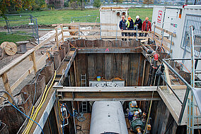 Tsurumi: Den Blick auf das Kabel der Pumpen richten
