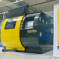 Bandag: Neue vollautomatische Bandag-Raumaschine Buffer 8550E