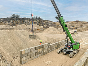 SENNEBOGEN: Raupentelekran erweitert das Angebot