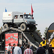Mercedes-Benz auf der Nutzfahrzeugmesse Nufam 2019 – Fokus auf Sicherheit