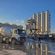 Betonmischanlage mit idealer Größe für Infrastrukturprojekte 