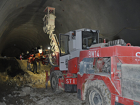 14 Sandvik-Bohrwagen arbeiten f&uuml;r die Bahn der Zukunft