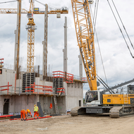 Liebherr: Bei der Werkserweiterung in Regensburg &uuml;berzeugt