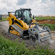 Neue Stra&szlig;enfr&auml;sen f&uuml;r Kompaktlader