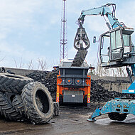 Arjes und HWH demonstrieren &shy;Altreifen-Recycling im Gro&szlig;format