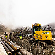 CASE triumphiert im Kampf gegen Erdrutsche: Die Zukunft der Bocca Trabaria ist gesichert.