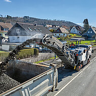 Neue Kaltfr&auml;se W 150 F(i) f&uuml;r hohe Fr&auml;sleistung auf engem Raum