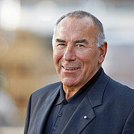 Gr&uuml;nder Josef Kr&auml;nzle &uuml;bergibt Unternehmensf&uuml;hrung an die n&auml;chste Generation