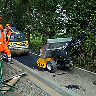 FAYAT - SECMAIR: Ein &raquo;besseres Arbeitsleben&laquo; im Asphalt- und Schotter-Einsatz