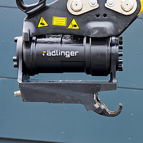 Rädlinger: Doppelfanghaken für ein Mehr an Sicherheit und eine Förderung durch die BG Bau 