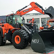 Doosan: Neue Bagger, Radlader und Muldenkipper pr&auml;sentiert