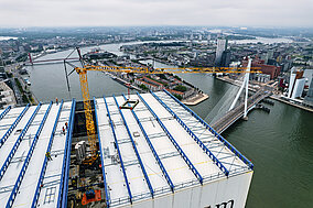 Liebherr-Werk Biberach: Schnelleinsatzkran über Rotterdam
