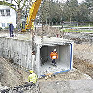 Mit speziellen Betonfertigteilen gegen Hochwasser ger&uuml;stet