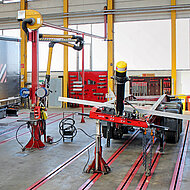 Auch f&uuml;r Eichungen und aufwendige Reparaturen am Fahrzeugrahmen ger&uuml;stet