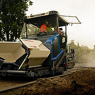 Erfolgreiches Debüt für vollelektrischen Straßenfertiger 