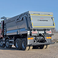 KH-Kipper: F&uuml;r Kipperaufbau auf neue Generation verschlei&szlig;fester Bleche zur&uuml;ckgegriffen