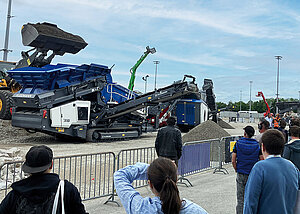Asphaltrecycling im Fokus bei der Live-Demo in der Crushing Zone