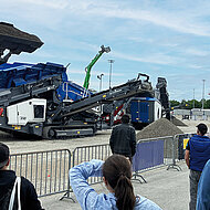 Asphaltrecycling im Fokus bei der Live-Demo in der Crushing Zone