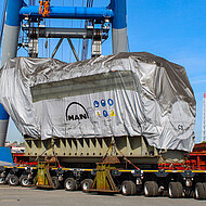 Drei Zentimeter Luft f&uuml;r 325-Tonnen-Motor