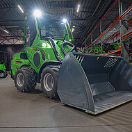 Zwischen Multifunktionslader und Hubarbeitsbühnen