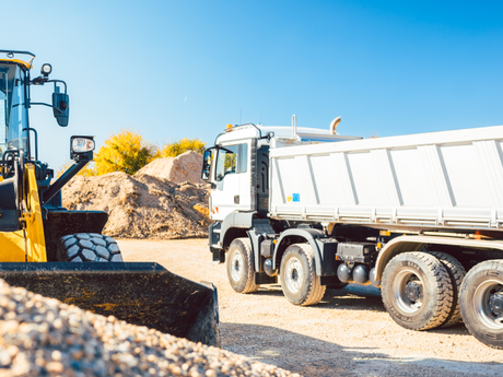 Auf festem Boden: Professioneller Reifenservice für Ihre Baustellenflotte
