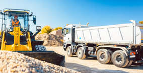 Auf festem Boden: Professioneller Reifenservice für Ihre Baustellenflotte