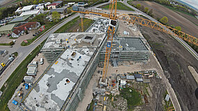 Auf der eigenen Baustelle hoch hinaus
