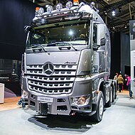 Daimler: &raquo;Hochspezialisierter Allesk&ouml;nner&laquo; f&uuml;r die Bauwirtschaft