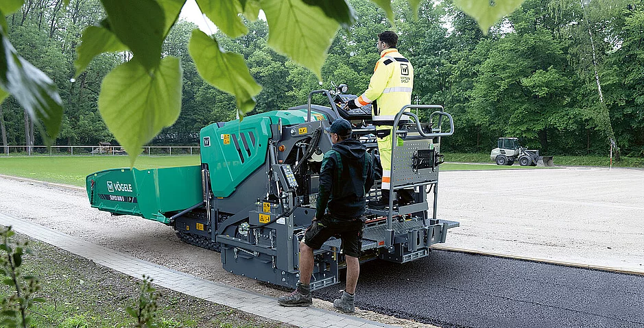 V&ouml;gele │ Marktstart f&uuml;r neuen Mini-Stra&szlig;enfertiger 