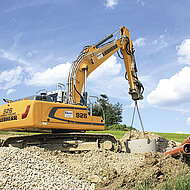 Premiere f&uuml;r neuen Liebherr-Raupenbagger in Bayern