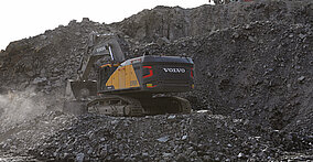 Ein Kraftprotz im Steinbruch