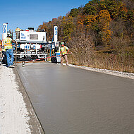 Start frei in der Einspur-Fertigerklasse