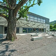 NOE-Schaltechnik: Sichtbeton in Stoffoptik