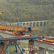 Cometto: Hindernislauf mit 350&nbsp;Tonnen in beein druckender H&ouml;he