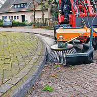 bema: Mit neuen Ausstattungskomponenten Wildkraut noch einfacher beseitigen