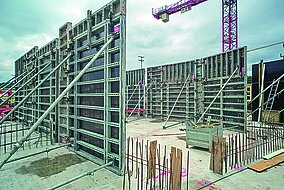 NOE-Schaltechnik: Die amerikanische Highschool  in Kaiserslautern entsteht