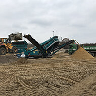 C. Christophel: POWERSCREEN CHIEFTAIN 1400 geht als Sieger durchs Ziel