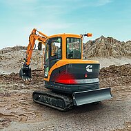 Cummins: Elektrischer Minibagger mit Cummins-Antrieb