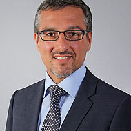 Neuer Gesch&auml;ftsf&uuml;hrer