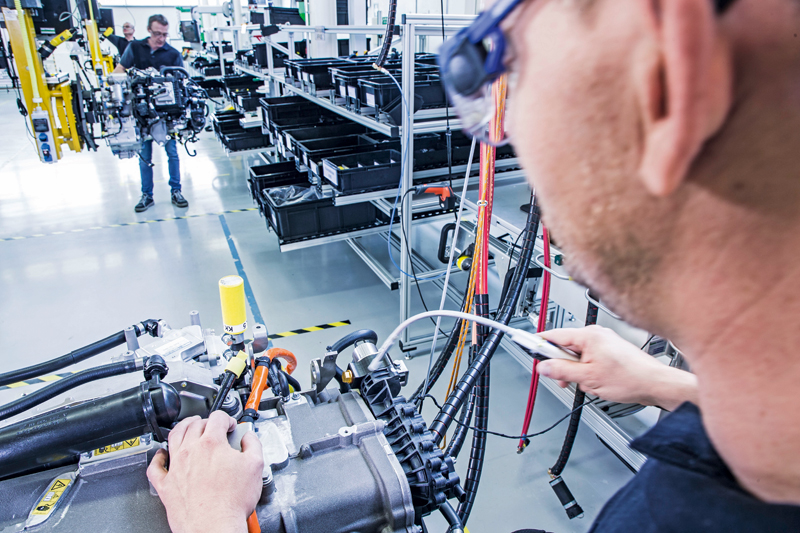 Volvo Group und Daimler Truck gründen Joint Venture für Brennstoffzellenproduktion