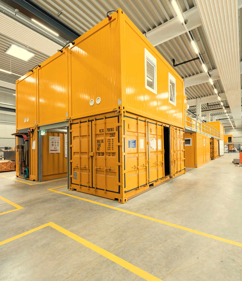 FAGSI: Zweistöckige Container-Anlage im Ausbildungszentrum