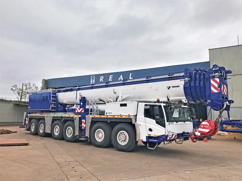 TADANO FAUN: Premiere für 400-Tonner in Brasilien