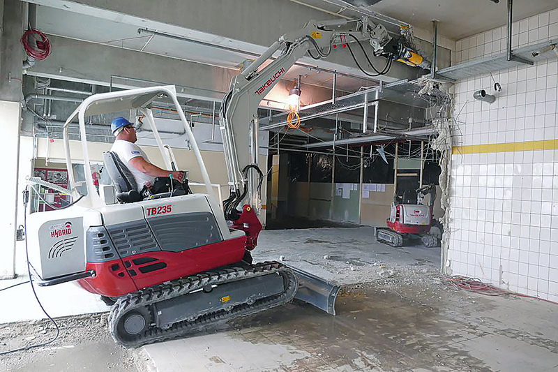 Takeuchi: Wenn der Hybridbagger wie mit einem Skalpell arbeitet