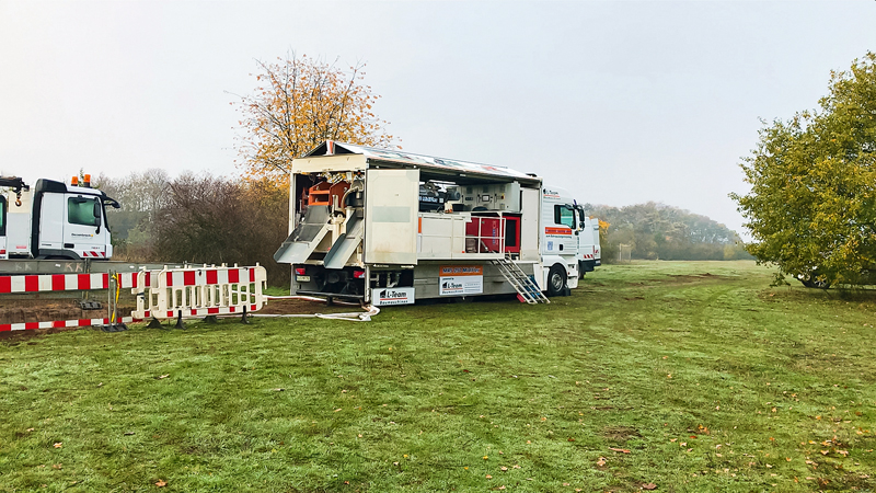 L-Team: Recycling- und Bentonit-Mischanlage als »all in one«-Lösung im Lkw