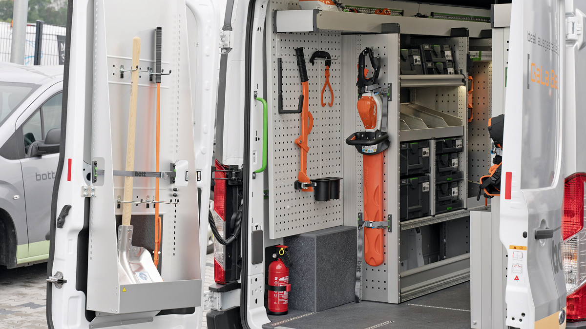 Individuell anpassbare Fahrzeugeinrichtung