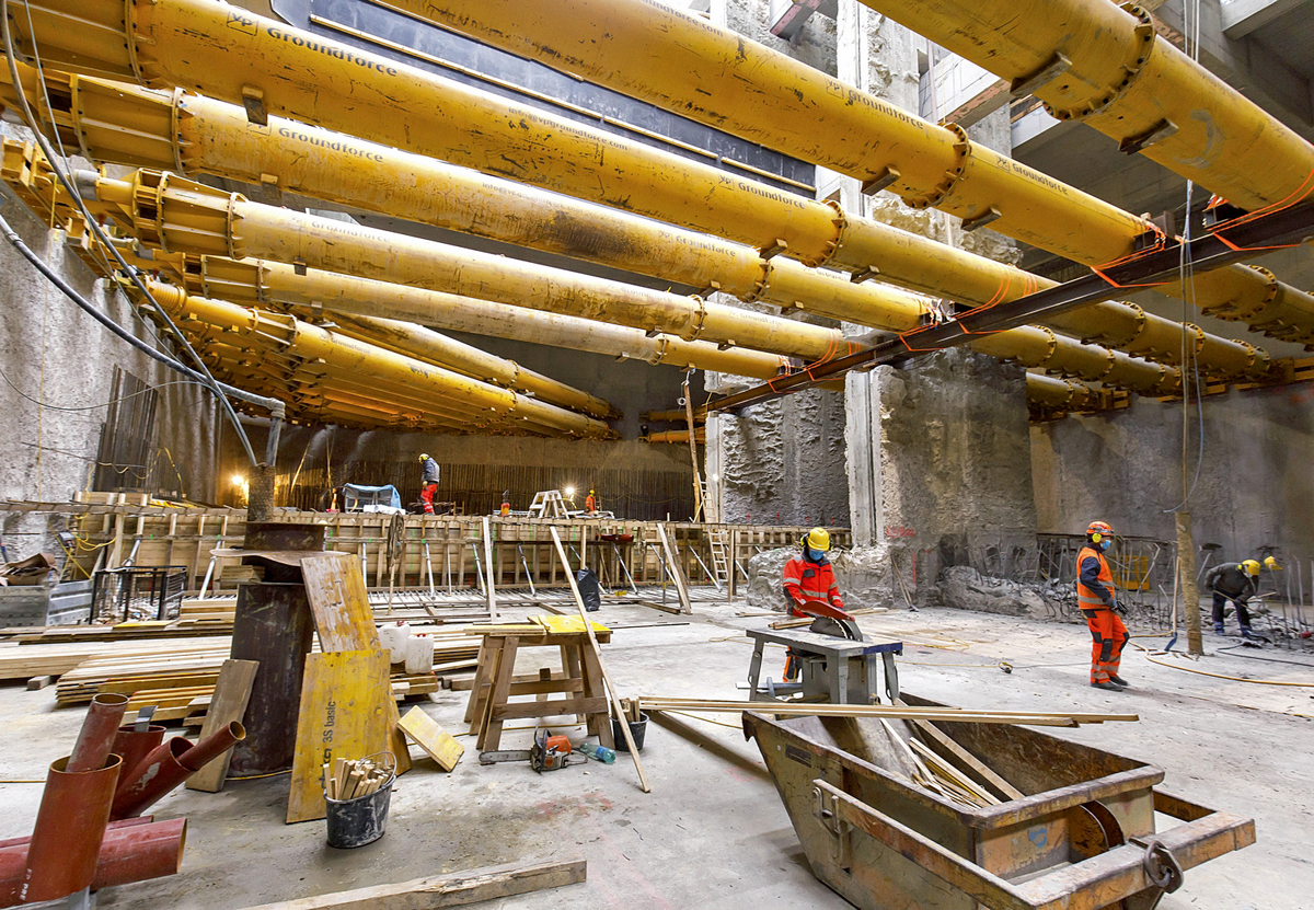 Großprojekt Wiener U-Bahn: Vp Groundforce liefert Hydrauliksteifen und -gurtungen